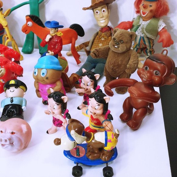 Lot of 27 Vintage 70s-80s Toys Assorted Karcher Monster Ernie Lil Pony Taz Smurf - Picture 4 of 12